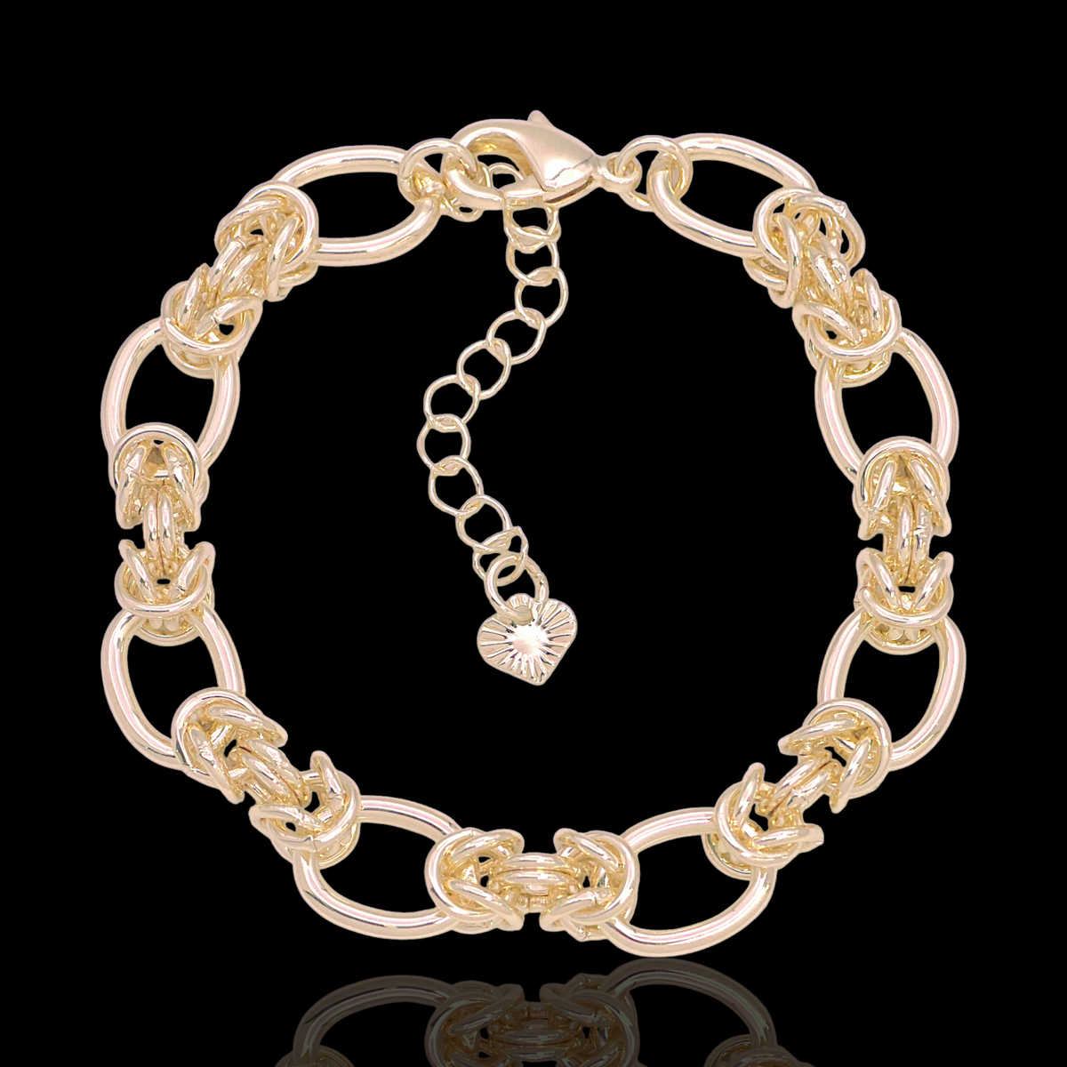 ✨💛FRIENDSHIP KNOT CHARM BRACELET ✨💛
